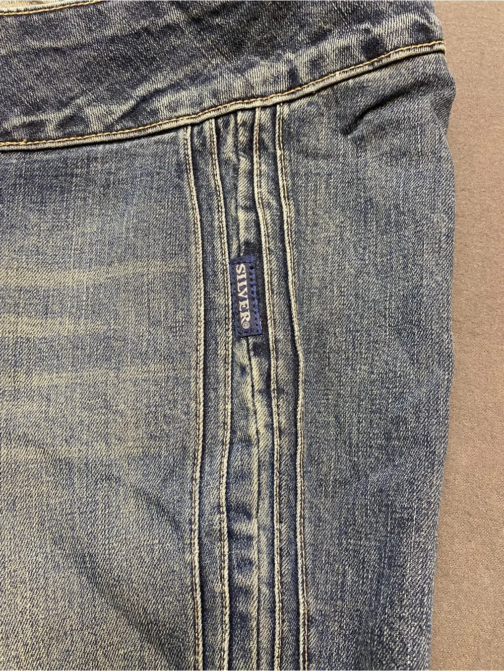 Silver Jeans Women’s Light Wash Blue Denim Bootcut Low-Rise Jeans Size 28/34